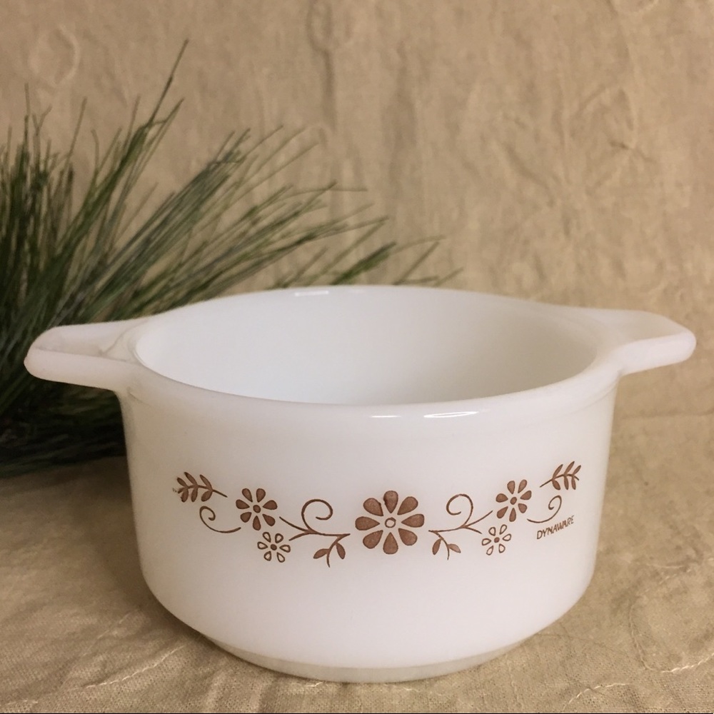 Dynaware Mexico Milk Glass Mini Casserole